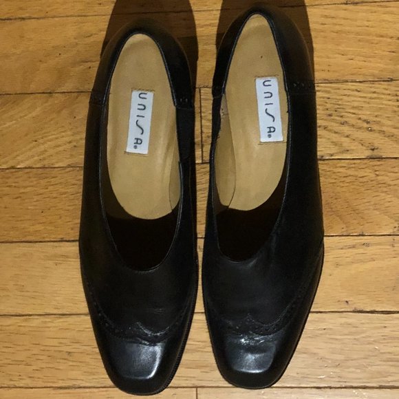 Women's Black Leather Unisa Dress Shoes - Picture 2 of 9